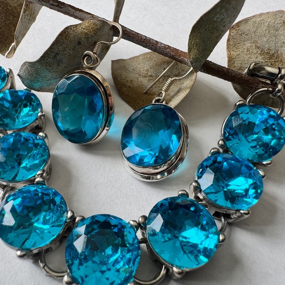 Aqua Blue Crystal Sterling Silver Jewelry Set - Picture 5 of 5